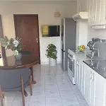 Sunset Hill Апартаменты *